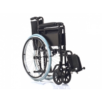 Надежная инвалидная коляска Ortonica Base 100